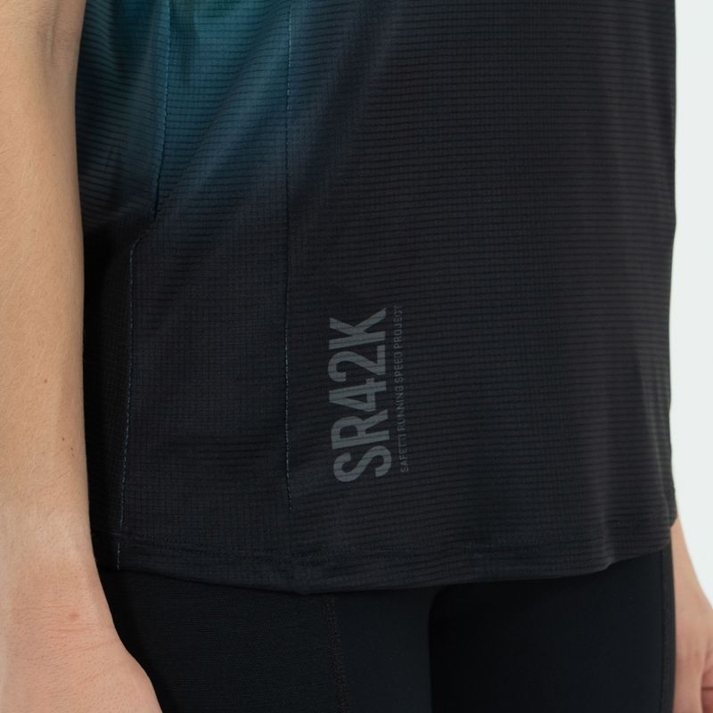 CAMISETARUNNING-DAMA_04552E_NEGRO